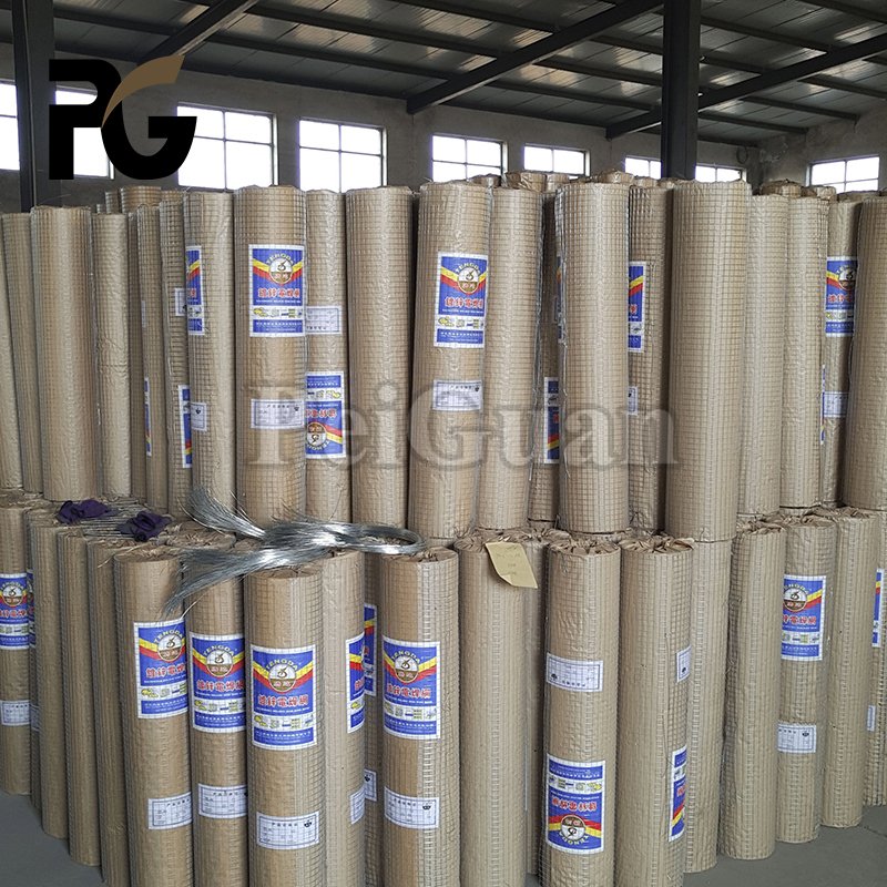 Pvc coated Welded wire mesh fence 4*4 Hot Dipped Galvanized Welded Wire Mesh From Anping Welded iron wire mesh