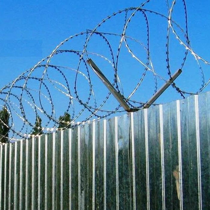 good quality corrosion resistant people love the razor barbed wire that surround their gardens for protection