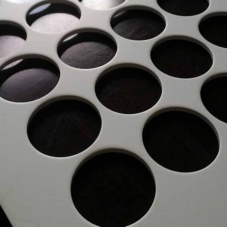 High Quality Hot Dip Galvanized Stainless Steel Wire Stair Step Tread Perfroated Metal Mesh Grating Welded Technique