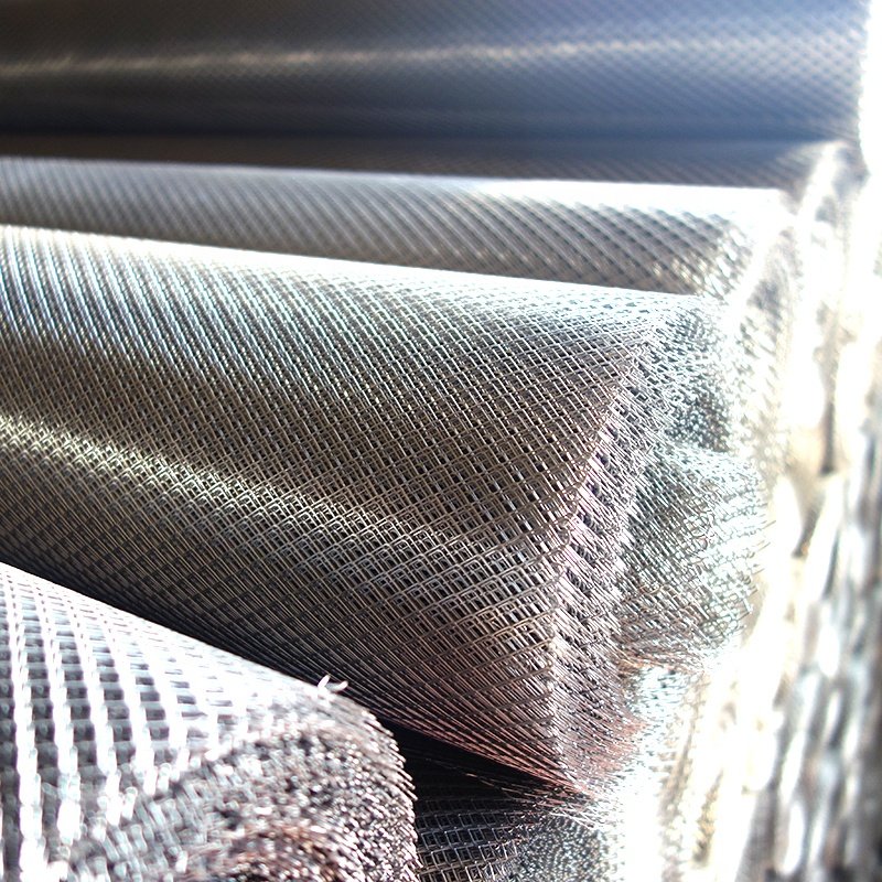 Stretched metal expanded metal mesh for decoration and protection