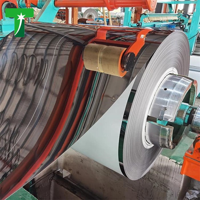 Guarrante quantity and quality galvanized steel roll/Hot Dipped Galvanized Steel Coil Strip