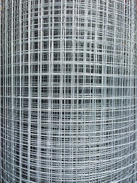 High quality stainless steel welded wire mesh protecting feeding animals and construction iron wire mesh