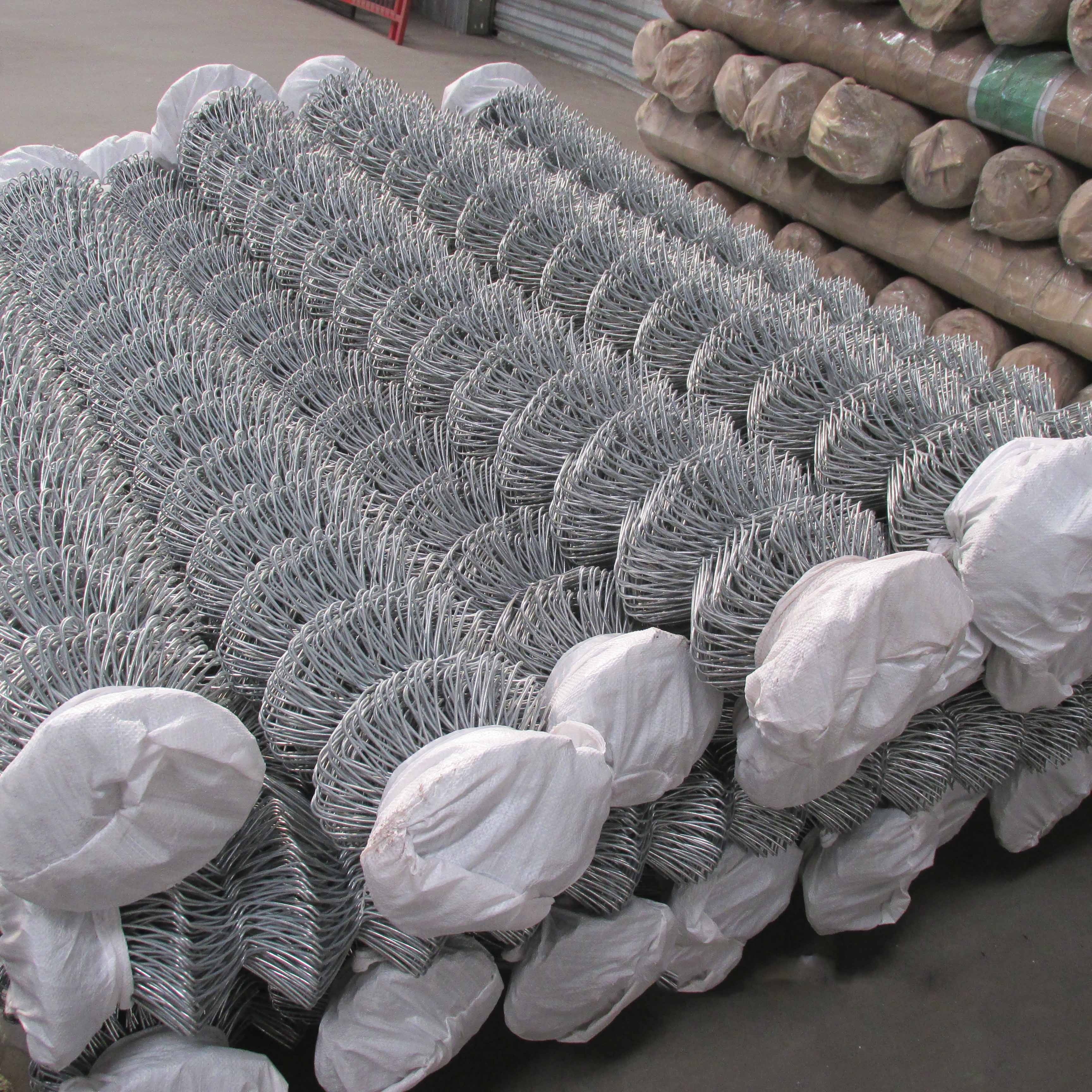 Cheap Price 100 Foot Galvanized Diamond Wire Fence Roll Chainlink Chain Link Fence Mesh