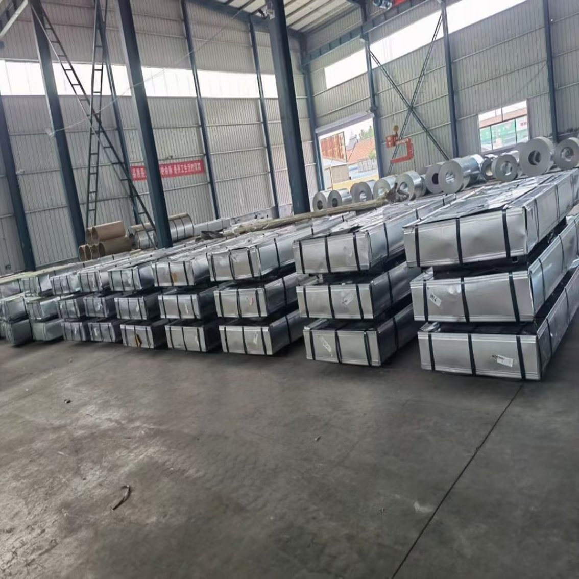 Corrugated Galvanized Steel Sheets Roofing Sheet Color Coated Corrugated Steel Plate