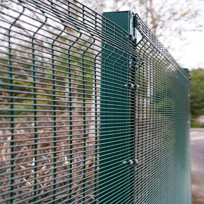 Wholesale Curved Fence Pvc Coated Anti Climb Security Fencing Powder Coated Galvanized Welded Mesh Fence
