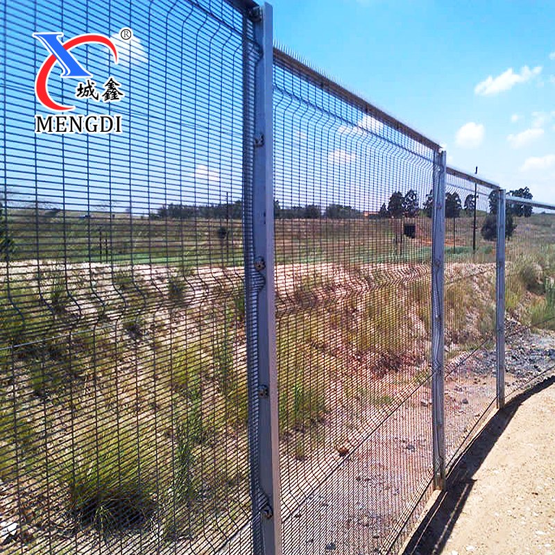 Stainless Steel Wire Netting /316 304 Welded Wire Mesh/Powder painted Wire Mesh Fence