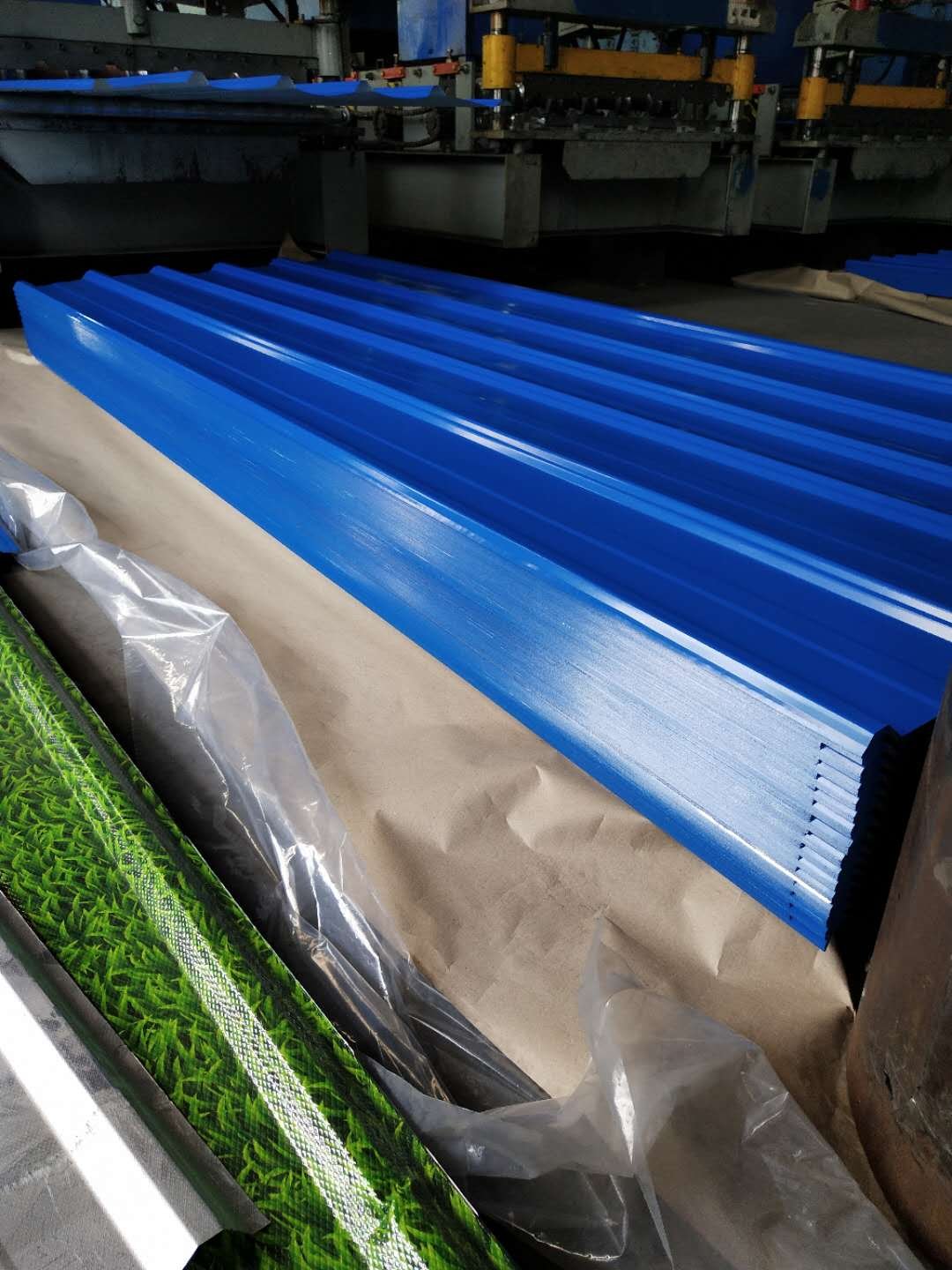 Color coated PPGI PPGL DX51D corrugated galvanized zinc roof sheet 0.2mm thick steel sheet plate