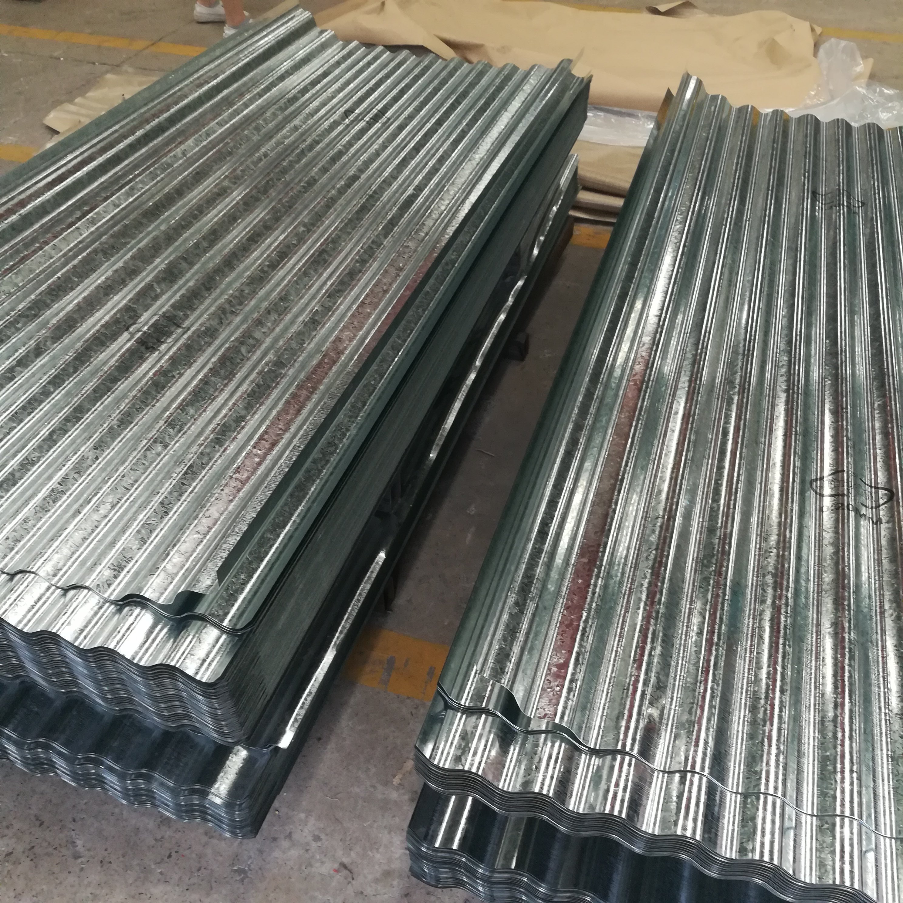 BWG34 JINDAL BHUSHAN 0.12*665 Hot Dip GI Zinc Coated Metal Roofing Iron Calamine Hot Dipped Corrugated Galvanized Steel Sheet