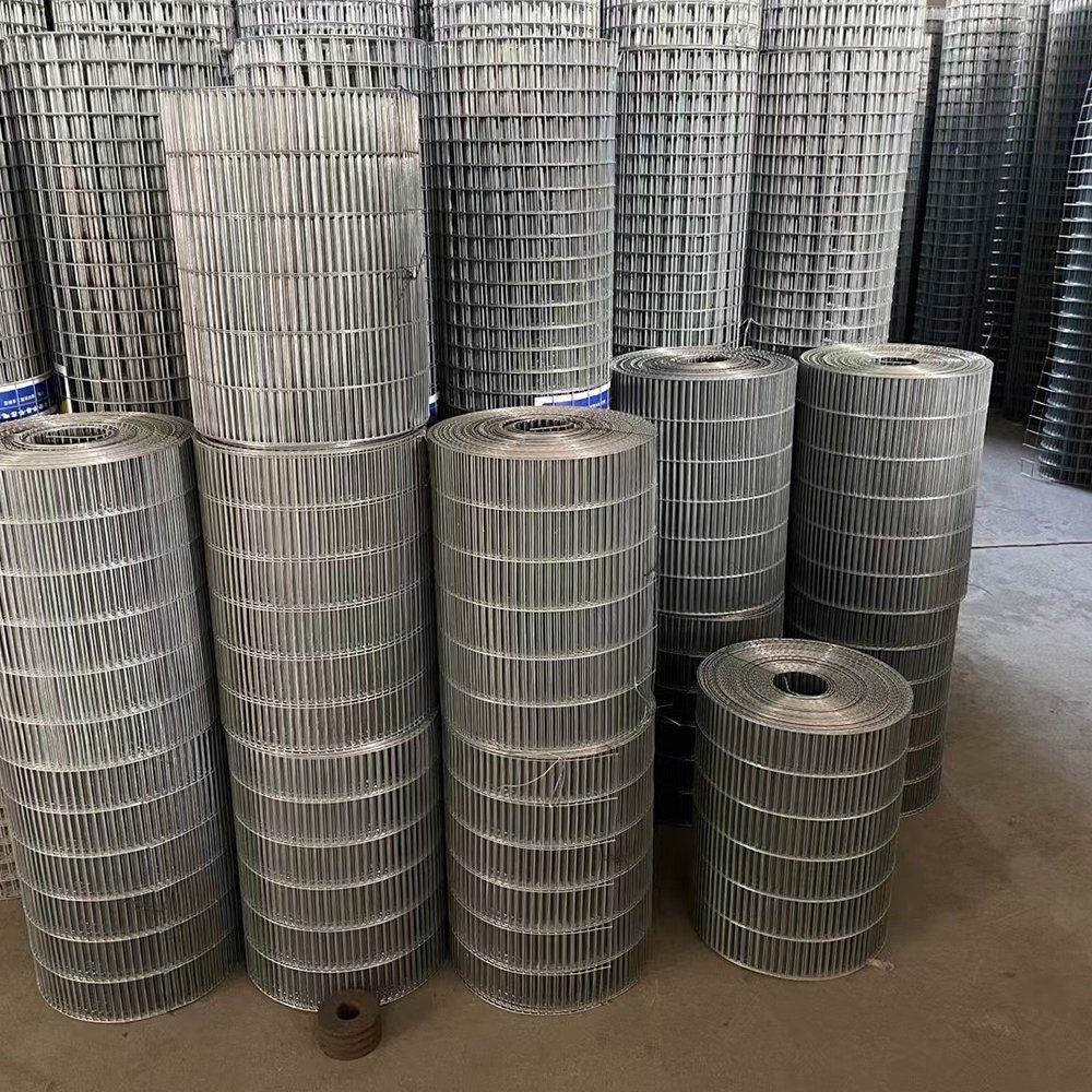 2.4mm galvanized welded wire mesh