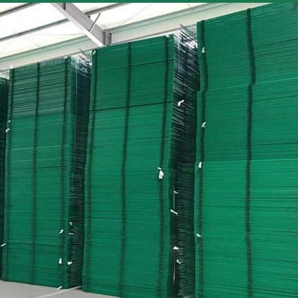High quality hot galvanized Steel Metal PVC coated green 3d V bending Curved welded wire mesh fence panel