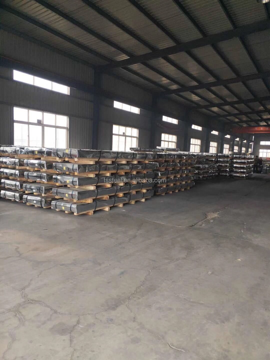 Wholesale hot dipped galvanized iron sheet 22 26 28 gauge corrugated steel roofing galvanised steel sheet