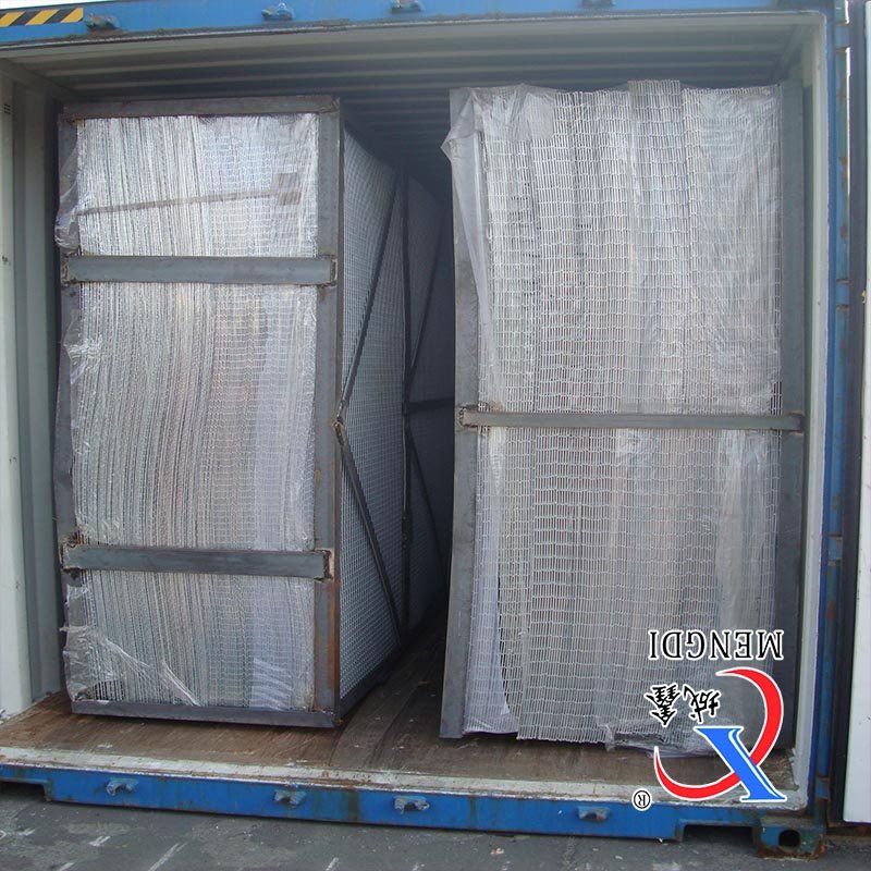 hot selling Online Wholesale construction steel wire mesh panels black wire welded wire mesh panel for building