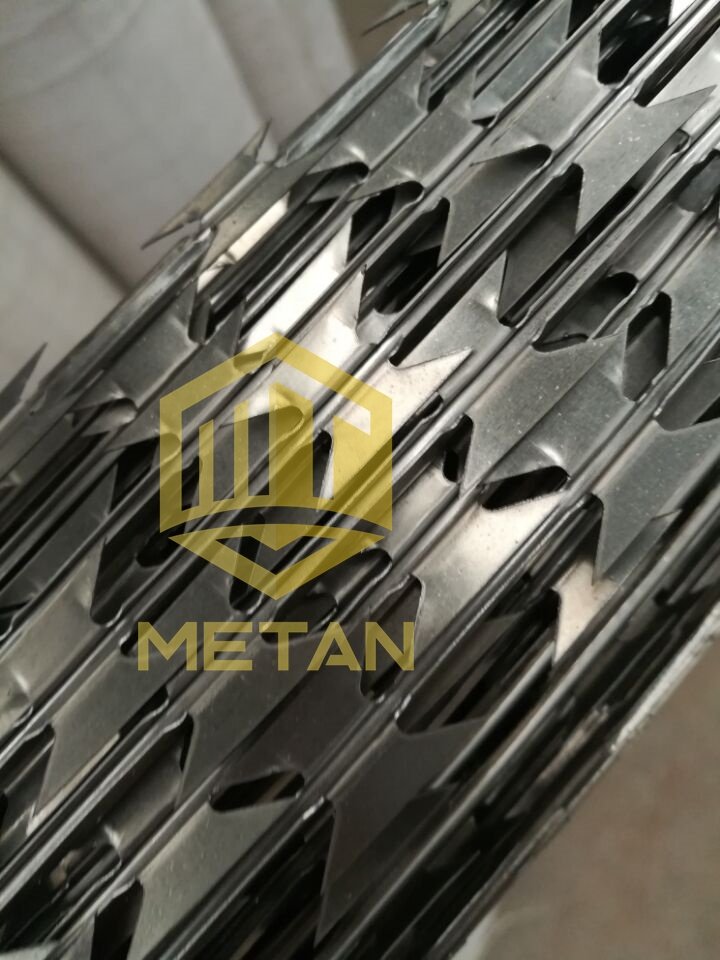 Stainless steel razor barbed wire/ razor wire mesh/barbed razor wire