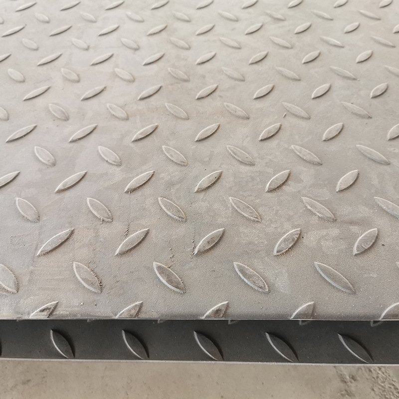 Large stock high quality carbon steel plate galvanized checkered plate