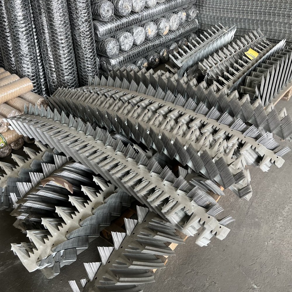 Hot Sale Anti-Climbing Security Hot Dipped Galvanized Big Size Wall Spikes For Fence