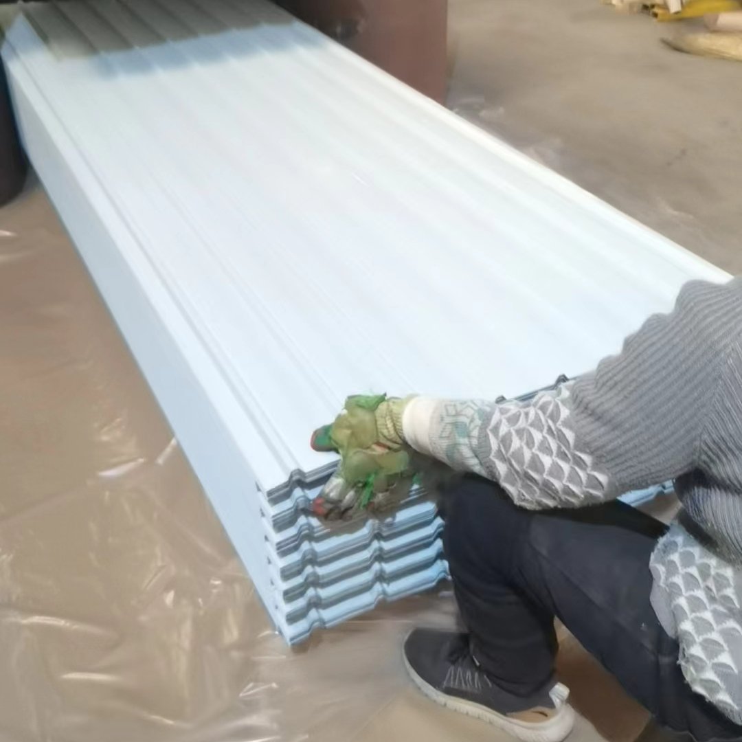 Hot Dipped 0.4mm 0.45mm color coated roofing sheet Pre-painted Galvanized Steel corrugated roofing sheet price