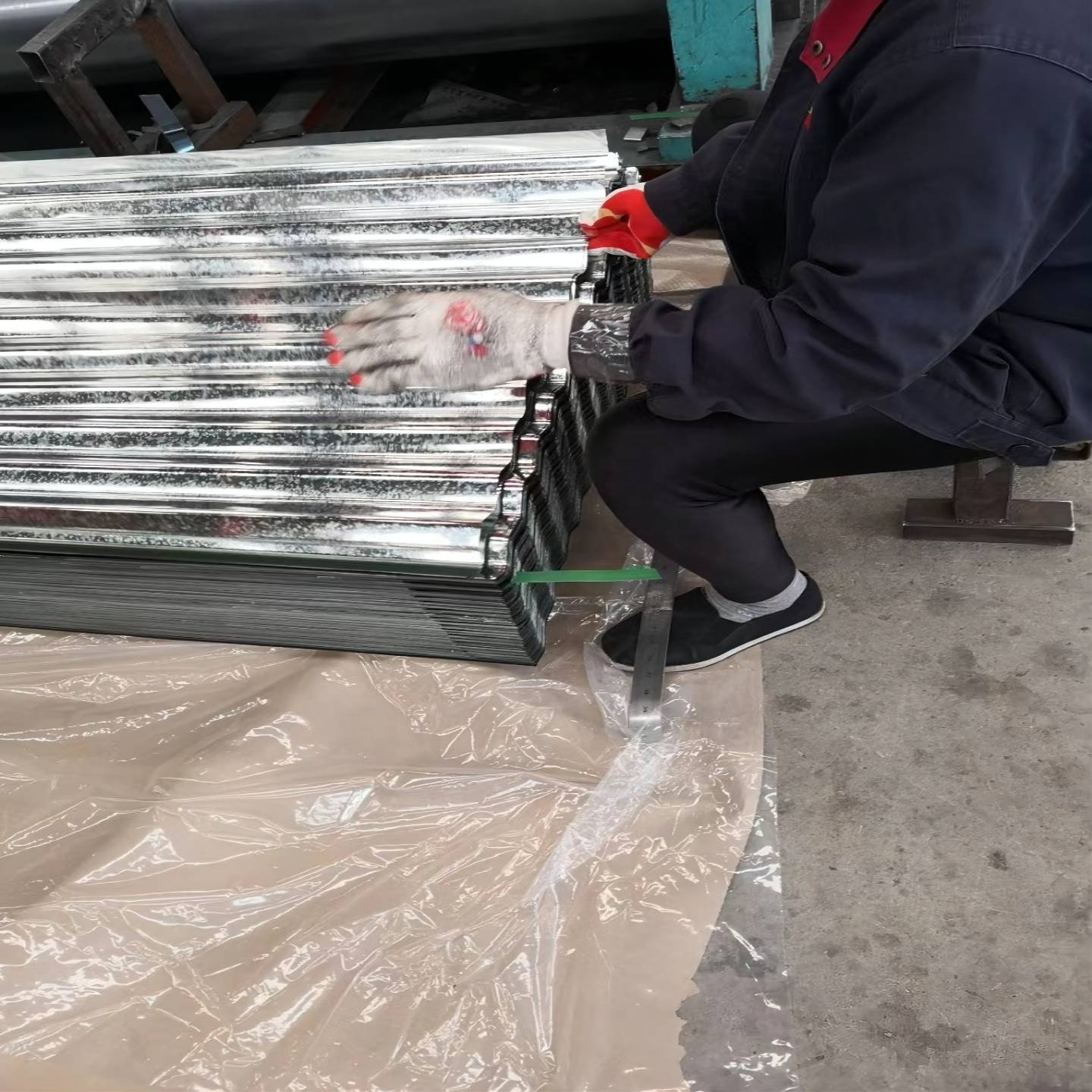 The best selling product bulk sale bwg 28 4ft x 8ft sheets corrugated galvanized steel sheet from china