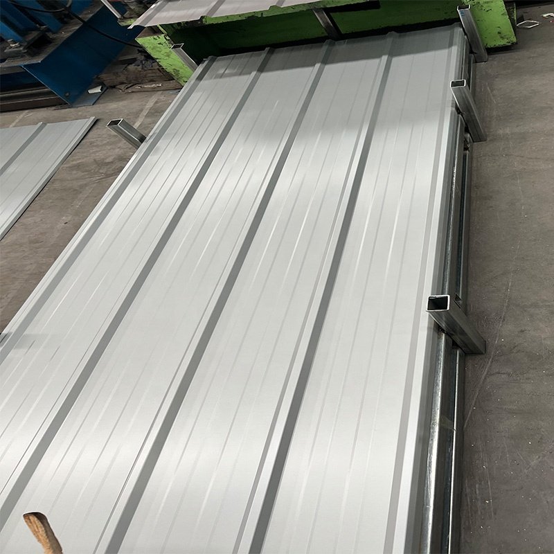 Best selling color zinc corrugated roofing sheet 1220 mm Zinc Metal for decorative materials