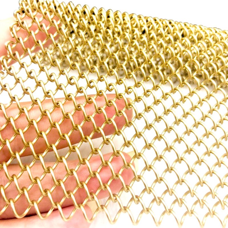 Hot-selling Decoration Chain Link Fence/diamond Mesh Fence Rolled/flexible Sports Ground Fencing Diamond Mesh