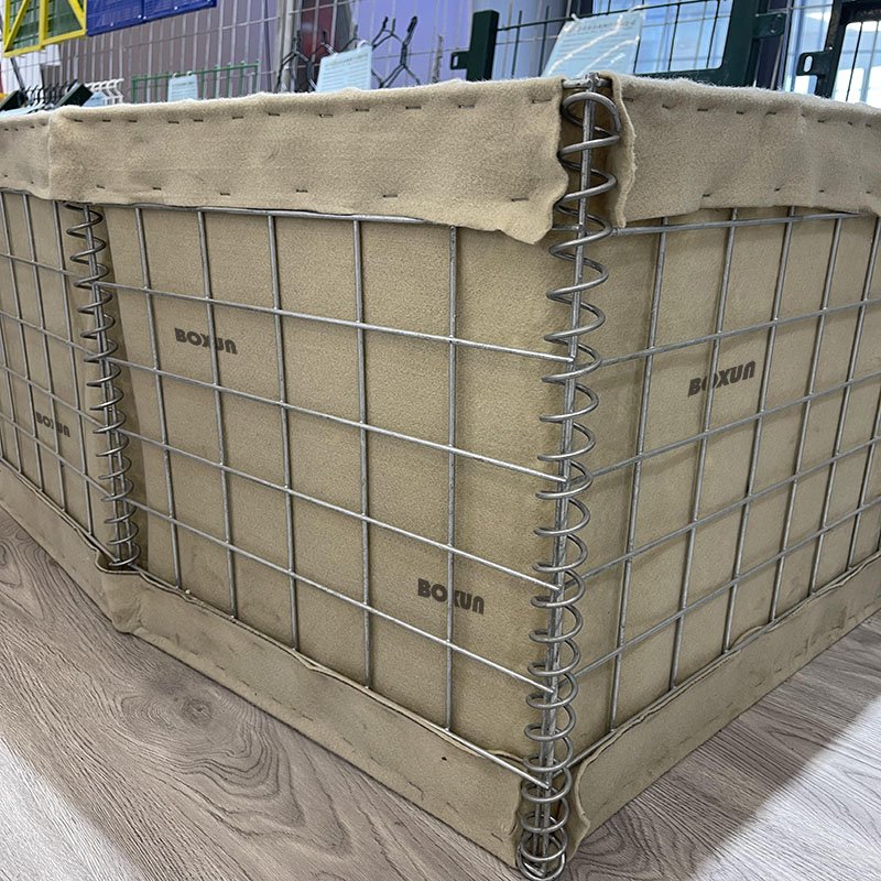 High Strength galvanized wire mesh cage Big sand container Hesko Barrier MIL7 mil19 sandbags defensive barrier Bation Wal