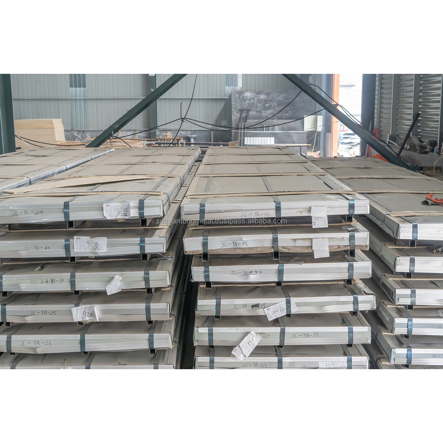 Corrugated steel Sheet Metal Color Roofing Sheet Steel Roof Tiles Galvanized Zinc roofing sheet 4x8