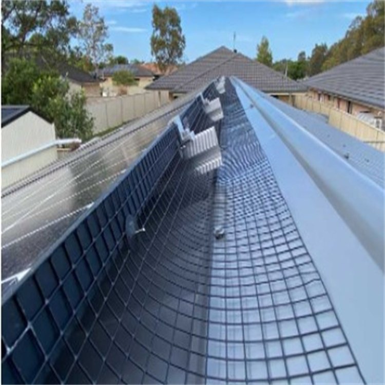 Black Coated Critter Guard Mesh Solar Panel Bird Blocker Mesh