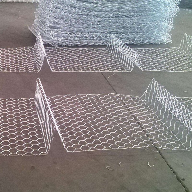 Galvanized steel wire gabion mesh permanently protects the riverbank fence