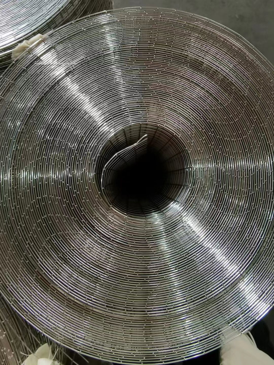 Factory high-quality 6mm, 12mm, 25mm SUS201 304, 316 grade stainless steel welded mesh