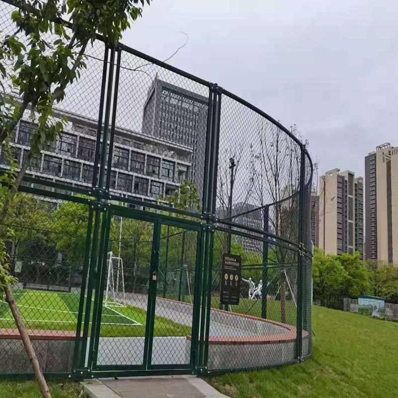 Galvanized Simple Torsion Chain Link Fence Woven Steel Wire Mesh for Welded Application Square Hole Shape