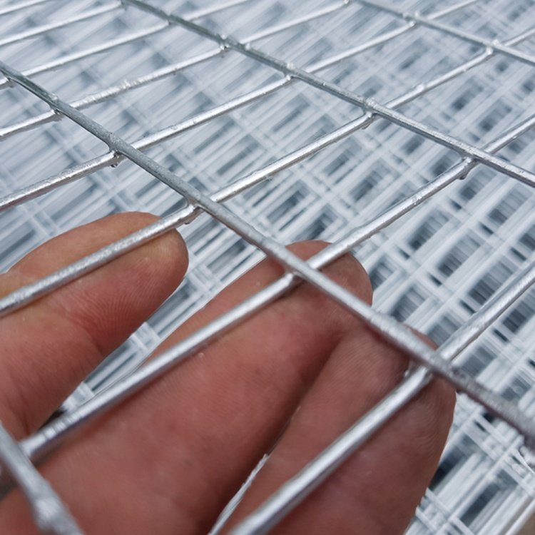 PVC Hot-Dip Galvanized iron Welded Wire Mesh BRC Concrete Reinforcing Wire Mesh Panel Rolls For Chicken Wire Fence Bird Cage Mes