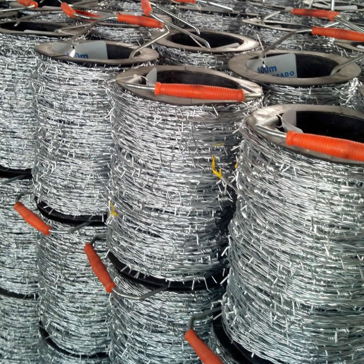 3kgs -50kgs 50 kgs 500 meters 1000 meters cheap Farm Hot dipped galvanized fence barbed wire mesh length price per roll for sale