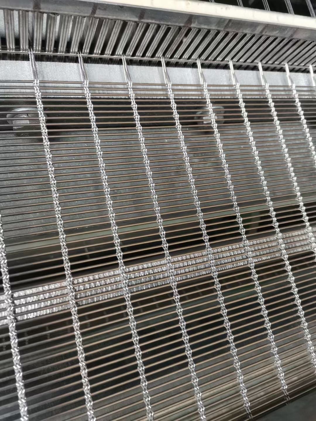 Woven wire mesh for architectural applications,Stainless steel woven wire mesh for building facades