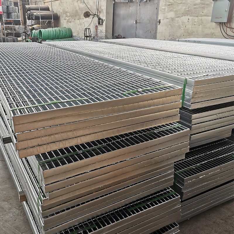 Light duty heel proof grating walkable galvanized steel grille