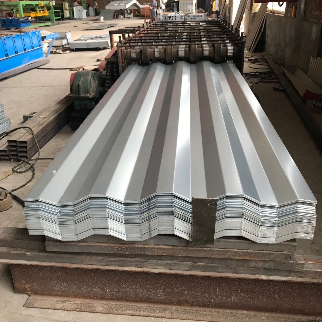 Corrugated Color Steel Sheets Roof Wall Metal Claddings