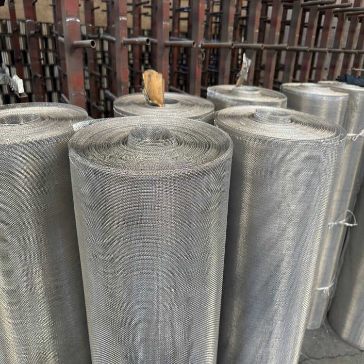 Aluminum Alloy Wire Mesh Screen Roll Stainless Steel Square Woven Wire Mesh In Roll Anti Dust Proof Aluminum Window Screen Price