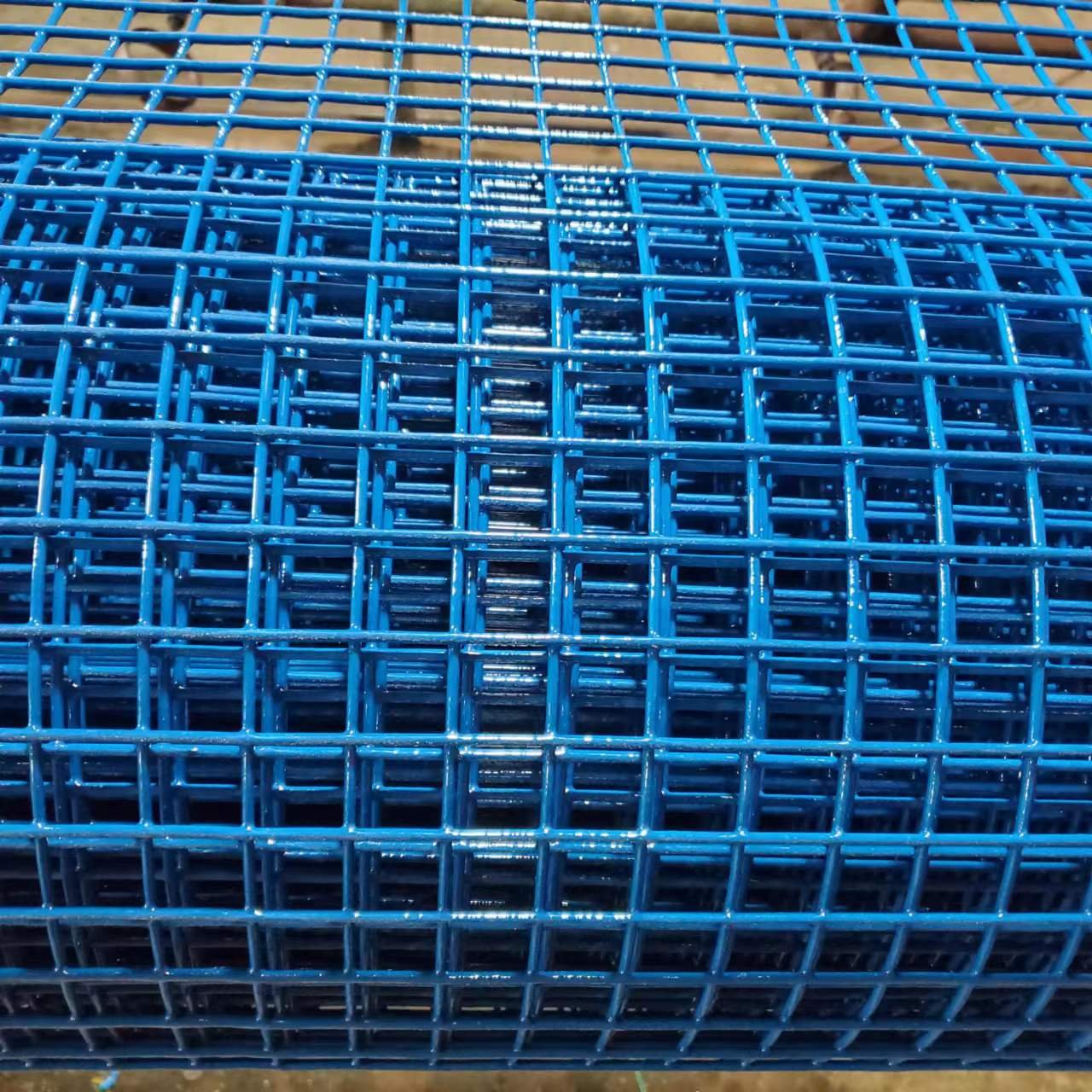 Vinyl or PVC coated welded steel wire mesh fence for the gardening fence
