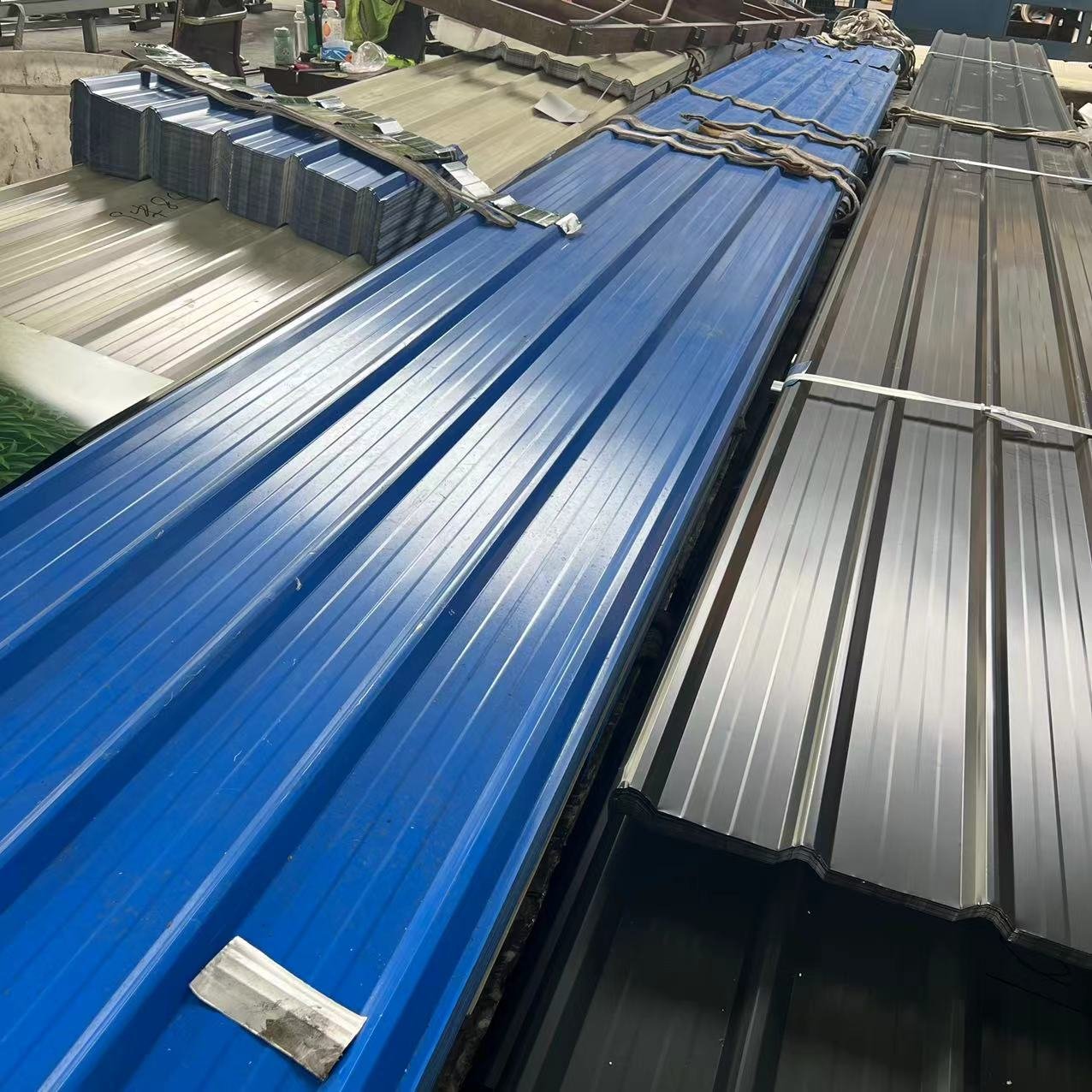 High Quality 28 30 Gauge Galvanized Color Coated Corrugated Steel Sheet for Roof Tiles Custom Processing Services