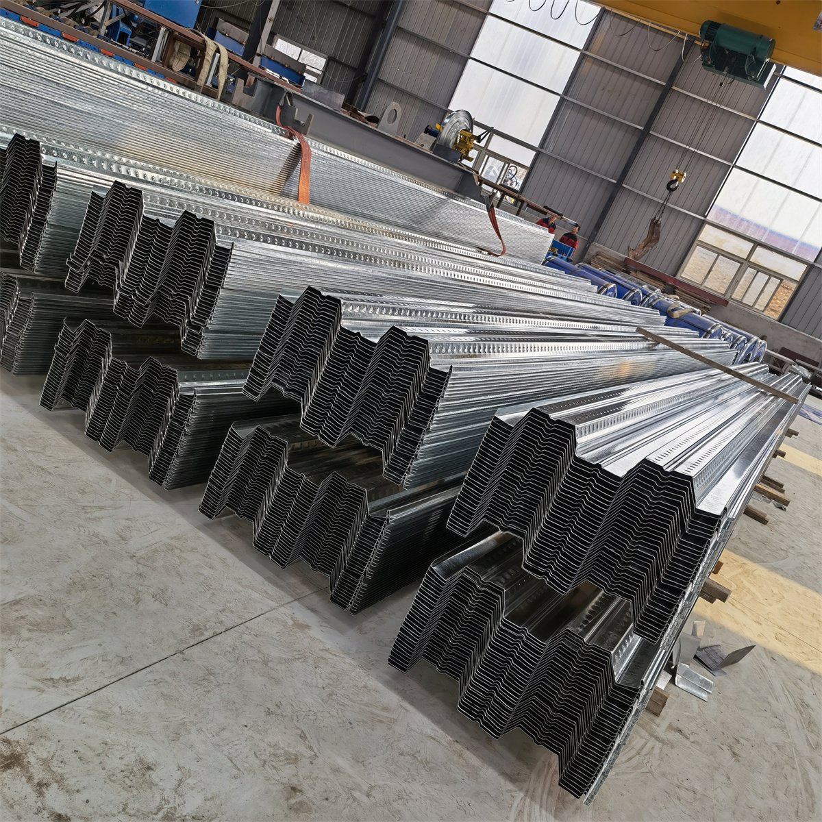 China factory galvanized corrugated steel roof deck/galvanized metal floor board/steel floor bearing board