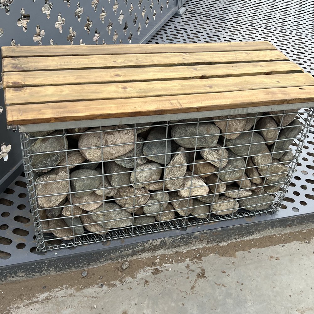 Hot Dipped Galvanized Gabion Stone Cage Net for Garden Landscape Welded Iron Wire Mesh Gabion Box Rock Filled Cage