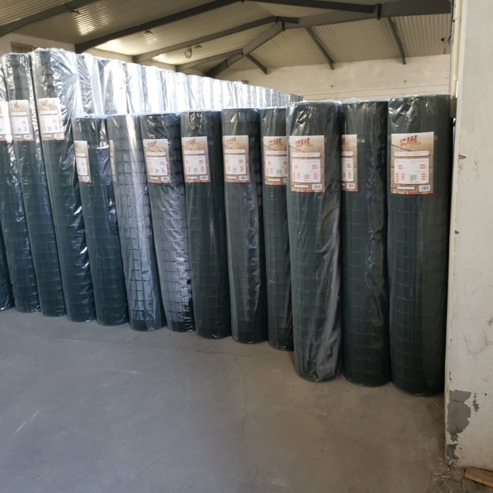 High Quality Zinc Coated 2X2 Wire mesh Galvanized 1/2" x 1" welded steel wire mesh 2mm Welded Wire Mesh Roll for Fence