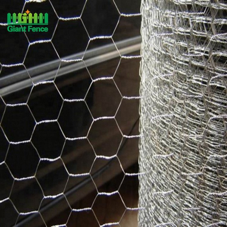 Cheap Poultry Fence Hexagonal Wire Netting Chicken Wire construction fence panels Diamond Iron Wire Mesh Cutting
