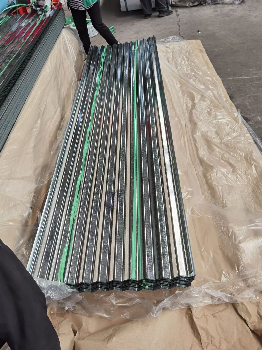 galvanized iron sheet metal 4x8 corrugated steel roofing sheet price of zinc roofing sheets in nigeria