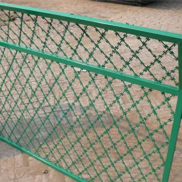 PVC-Coated Steel and Iron Barbed Wire Coil for Railway Applications and Razor Wire