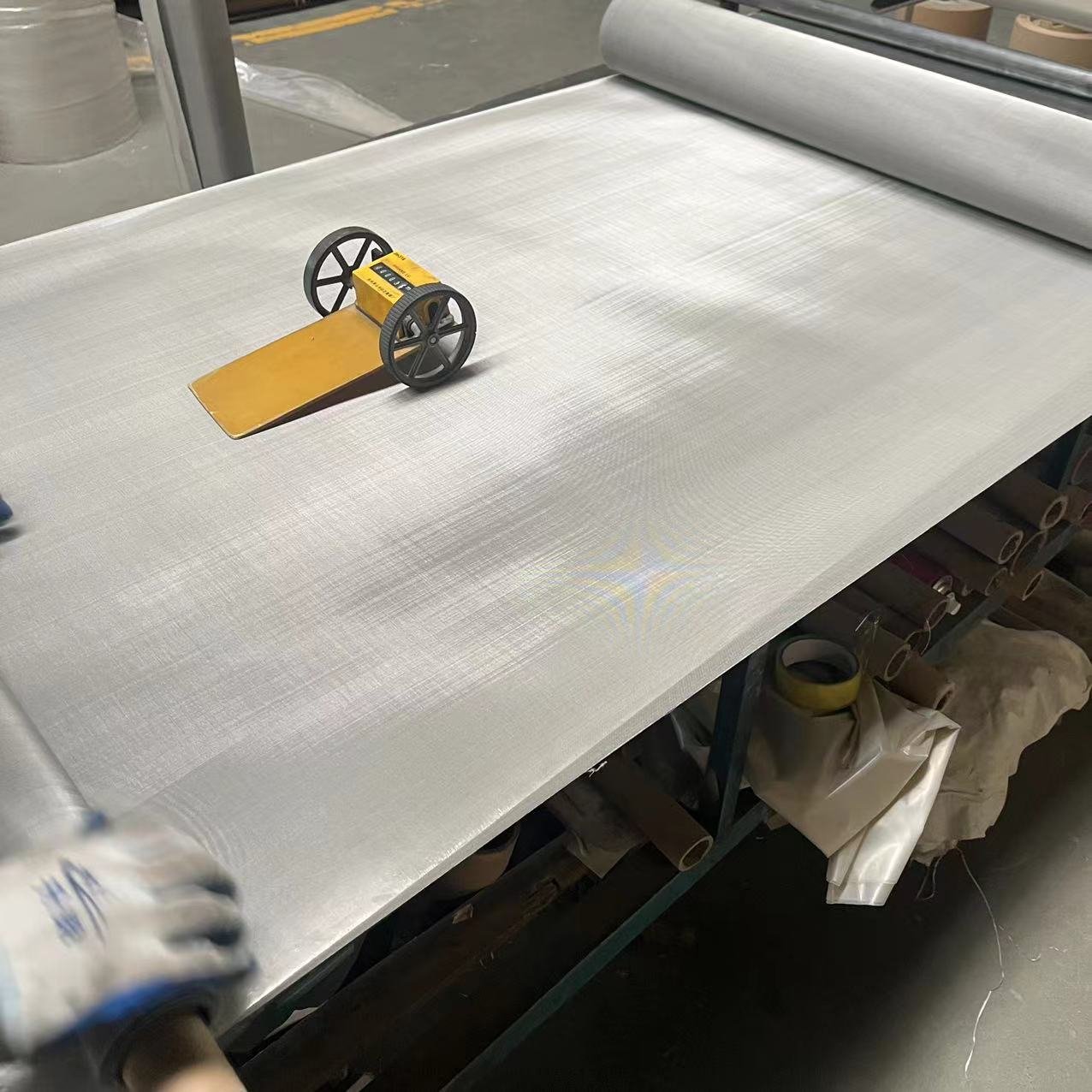 0.0016" Woven 316L Stainless Steel Wire Screen