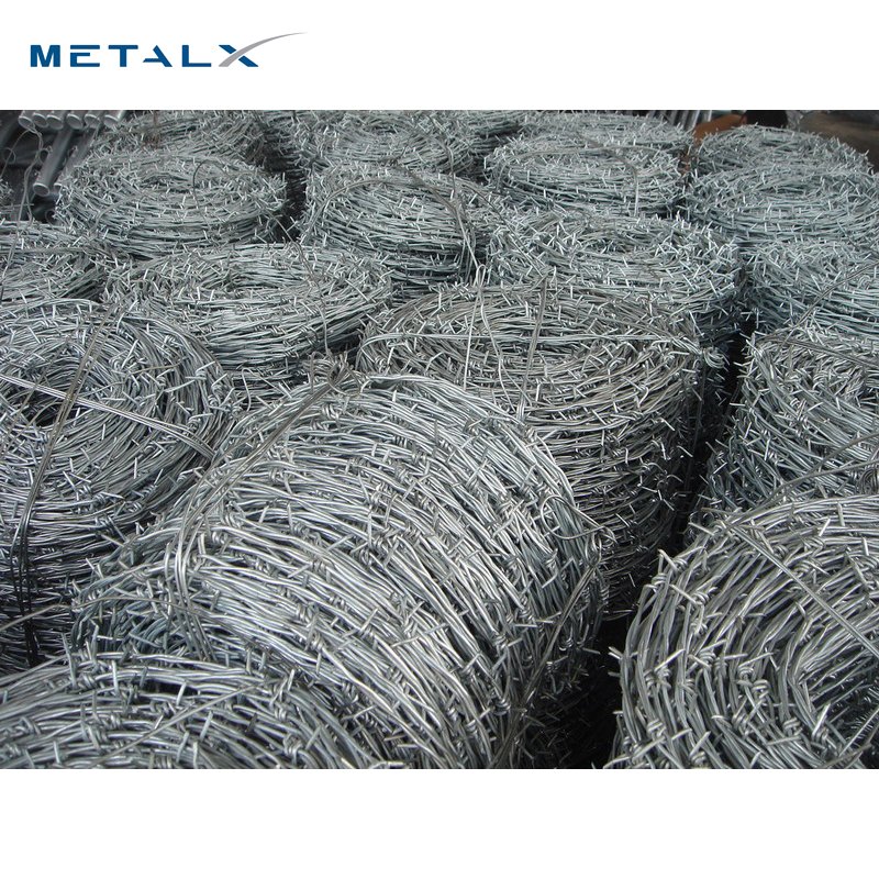 Lowes spikes cyclone twist barbwire chain 50kg of weight barbed wire fence designs for philippines