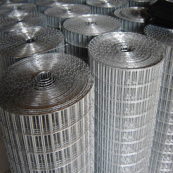 2022 Manufacturers Hot Sale High Quality Preferential Price Galvanized Welded Mesh for Fence Protection Purpose
