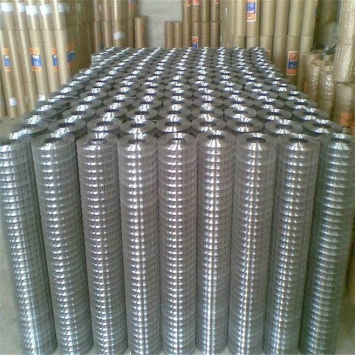 2022 Manufacturers Hot Sale High Quality Preferential Price Galvanized Welded Mesh for Fence Protection Purpose