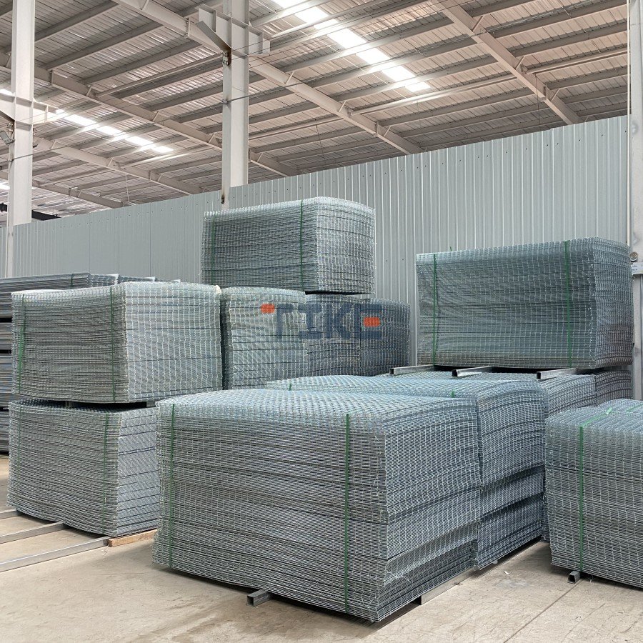 2.5m galvanised welded wire mesh panels for construction