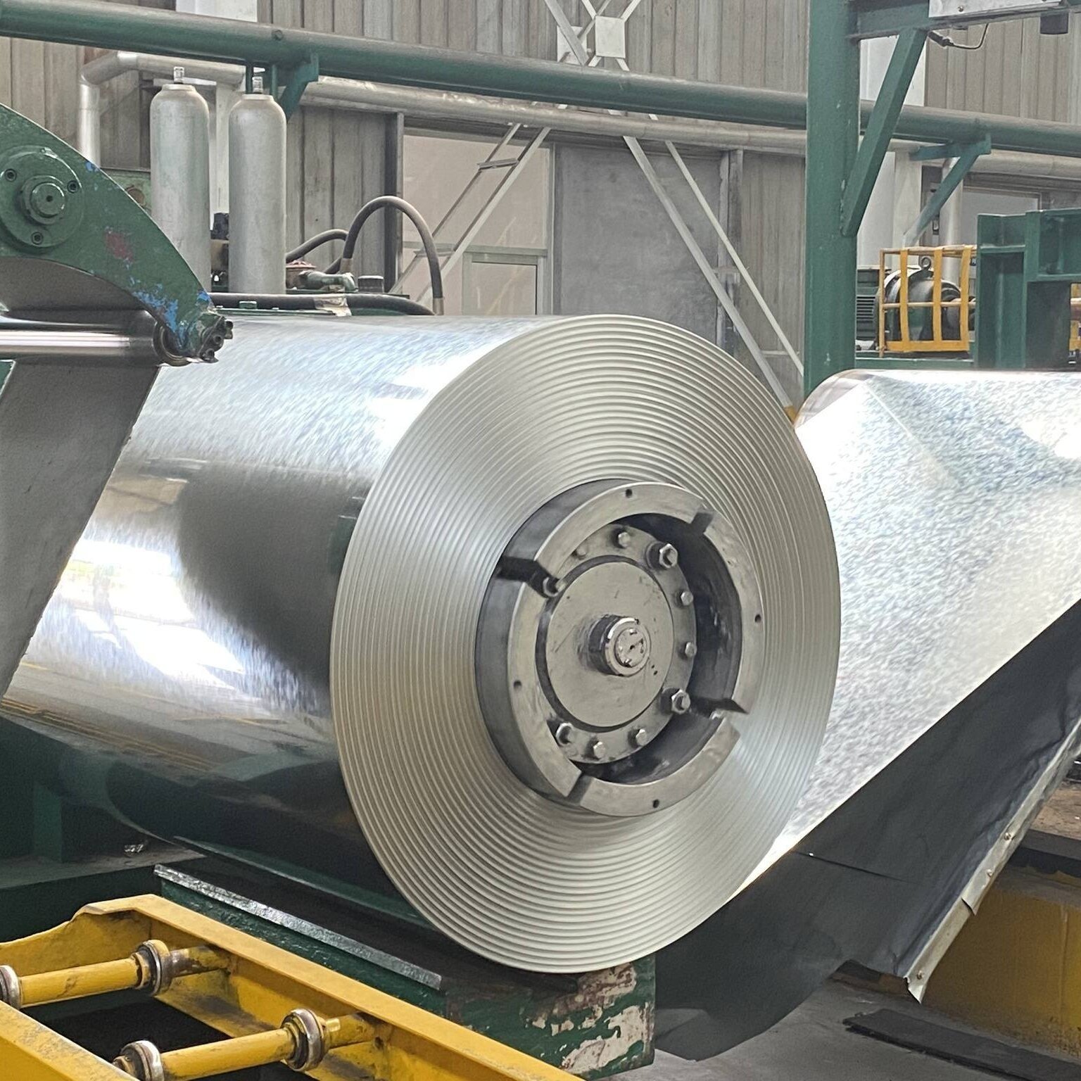 high quality z275 dx51d zinc iron metal roll gi galvanized steel coil for roofing sheet