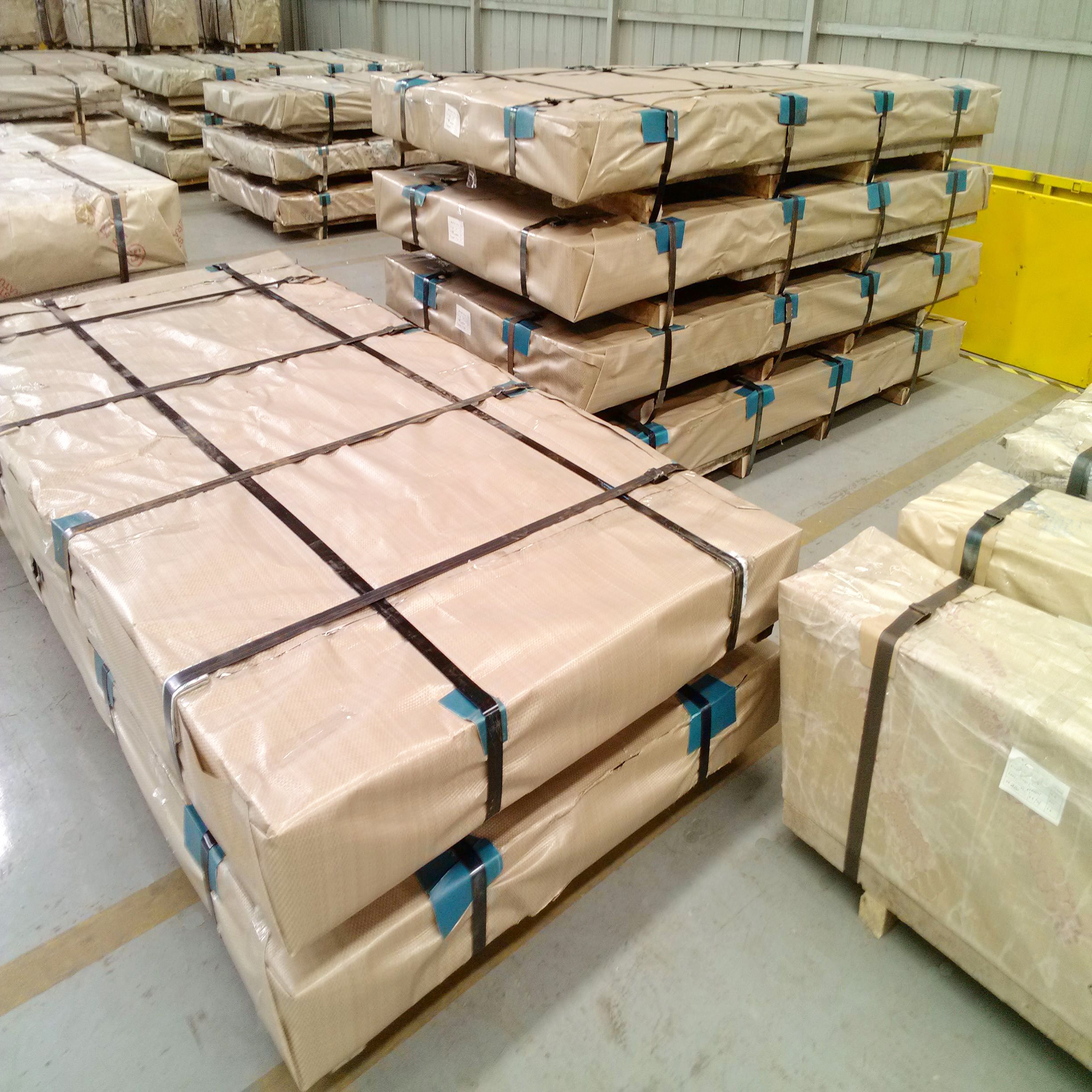 Factory Supply Hot Rolled Galvanized Steel Sheet/Plate Construction and Transportation Available